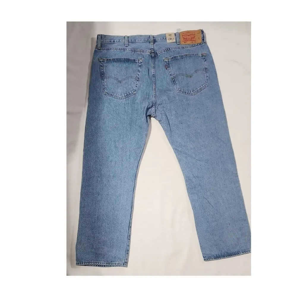 levi's 501 original 40x30 sits at your waist